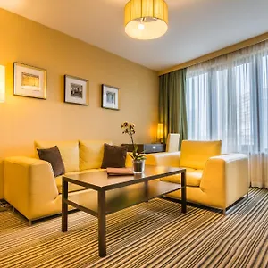 Western Olives - Free Pool & Parking 4*, סופיה בולגריה